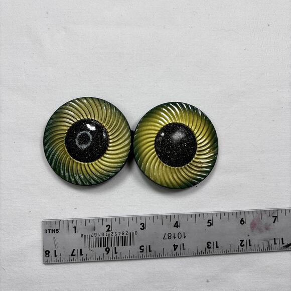 Antique 1930s Art Deco Belt Buckle Green Gold Ribbed Sewing Notions Plastic main image 6